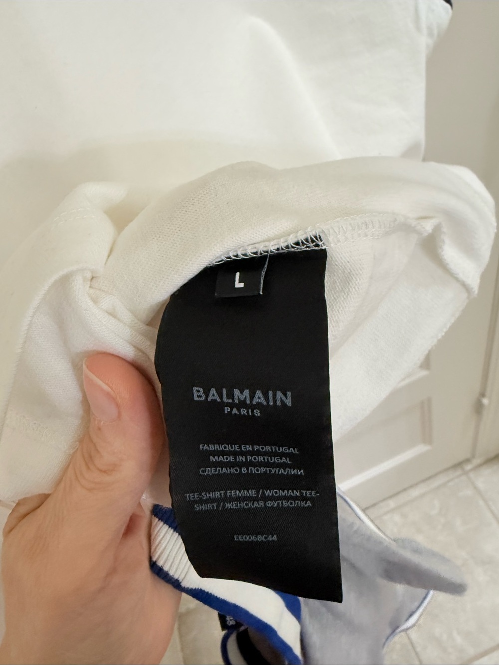 Balmain White and Navy Cropped Raglan Logo Tee - Picture 8 of 8